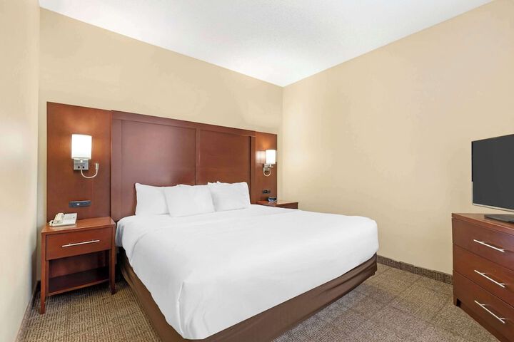 Comfort Suites Cedar Falls Industrial Park