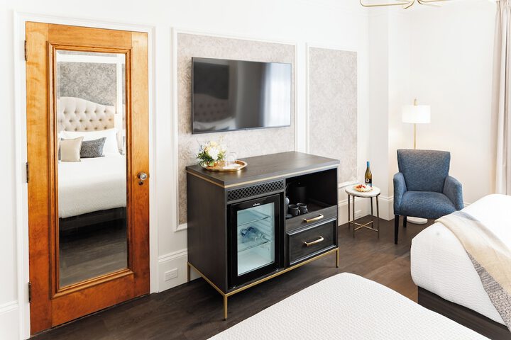 Room 21 of 62