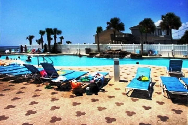 Majestic Beach 1 -1607- 168688