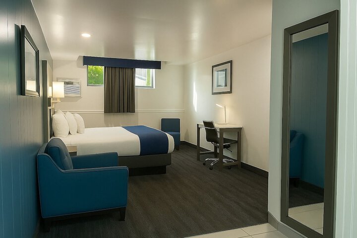 Oyster Bay Inn & Suites