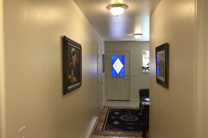 Ballroom/Hall 23 of 24