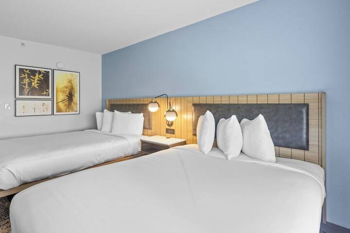 Room 44 of 84