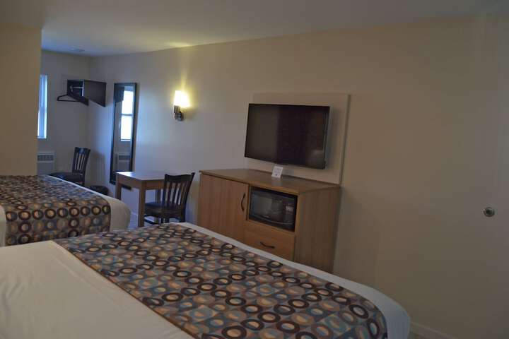 Room 33 of 37