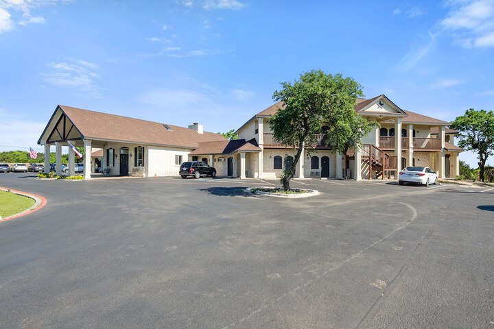 Hotel 3 of 66