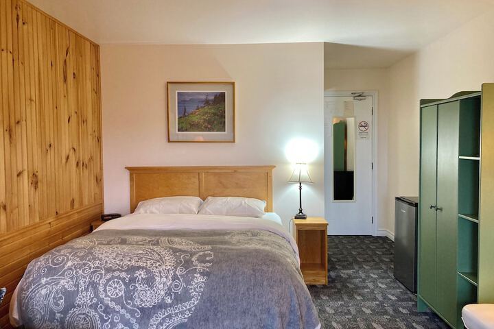 Room 22 of 39