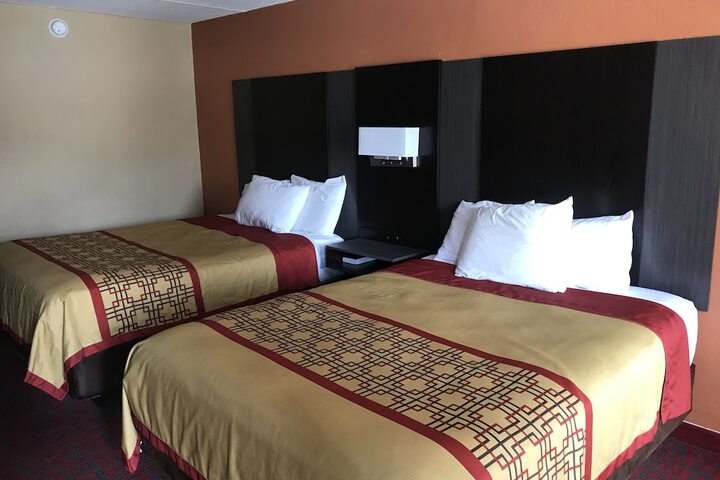 Room 17 of 23