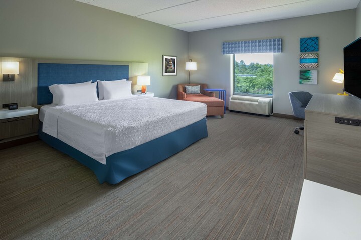Room 16 of 42