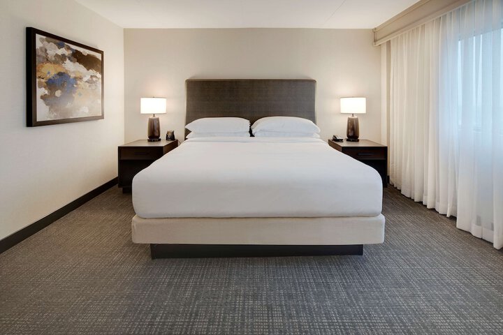 Embassy Suites by Hilton Detroit Troy Auburn Hills