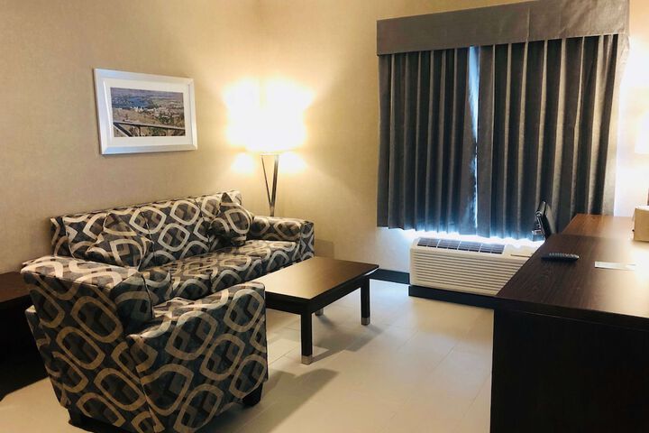 Wingate by Wyndham Kamloops