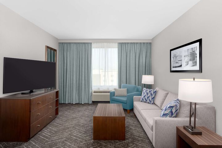 DoubleTree by Hilton Charleston Mount Pleasant