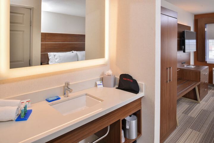 Holiday Inn Express Westley by IHG