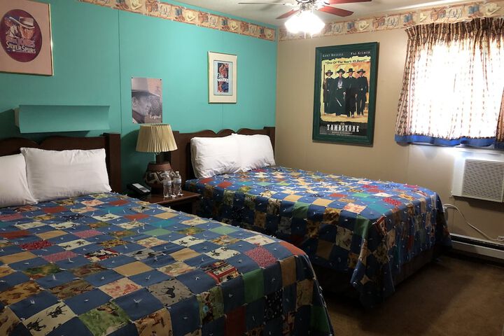 Room 17 of 48