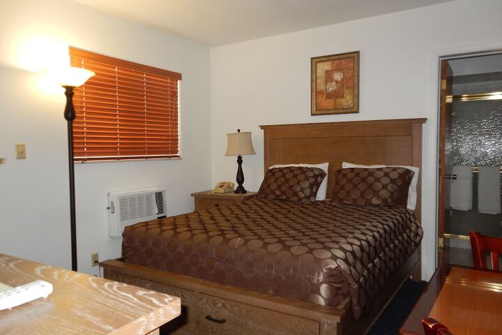 Room 47 of 105