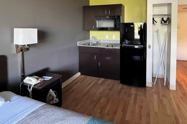 Studio 6 Suites Clarion PA