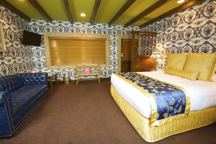 Room 116 of 461