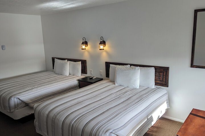 Room 10 of 27