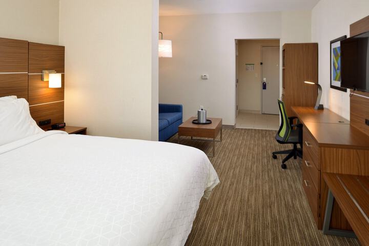Room 20 of 36