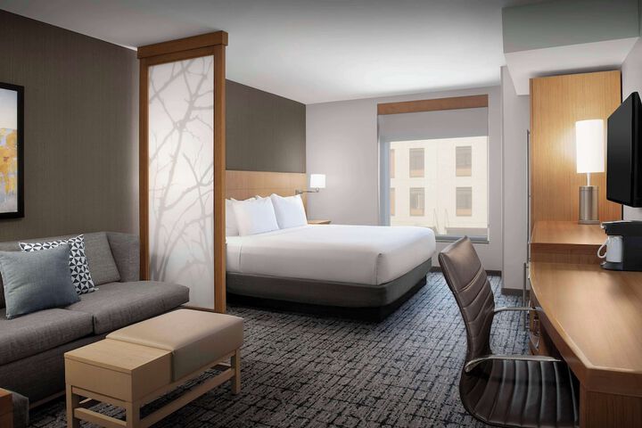 Hyatt Place Boulder / Pearl Street