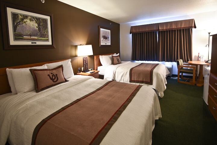 Room 12 of 16