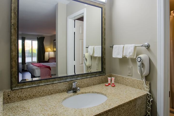 Room 18 of 41