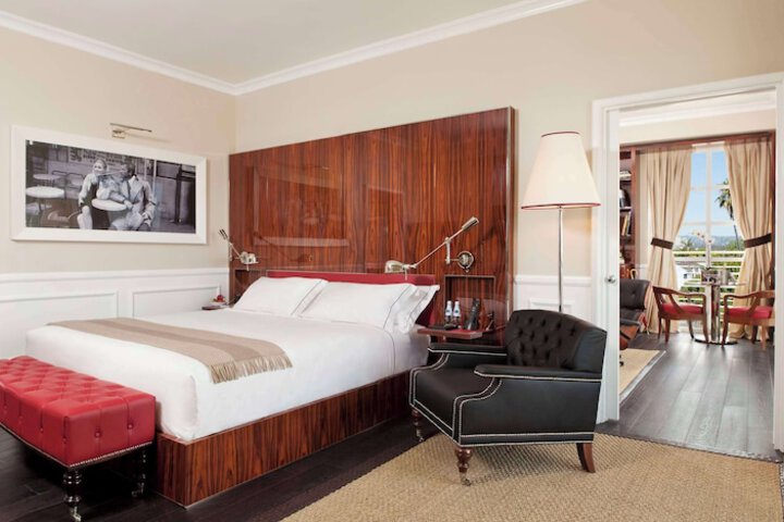 Room 29 of 54