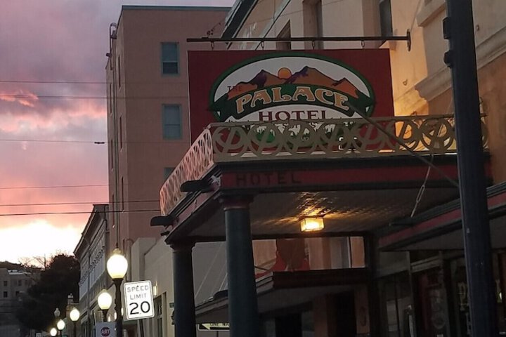 Hotel 2 of 7