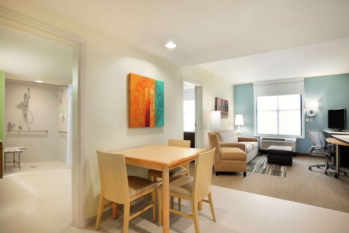 Room 15 of 29