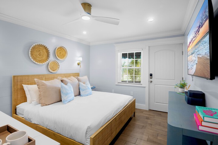 Tropical Breeze Resort