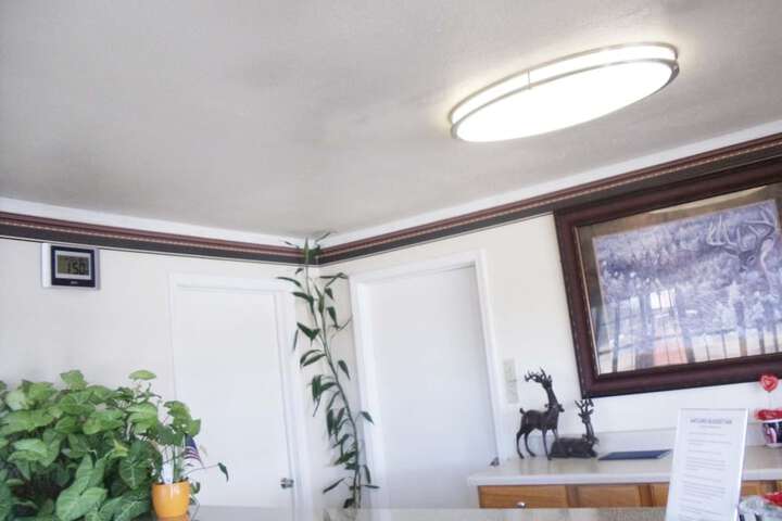 Antlers Budget Inn