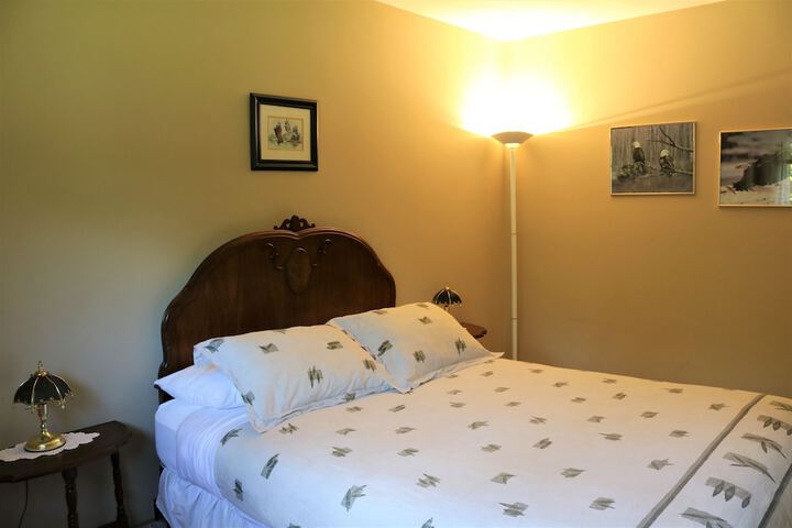 Room 48 of 63