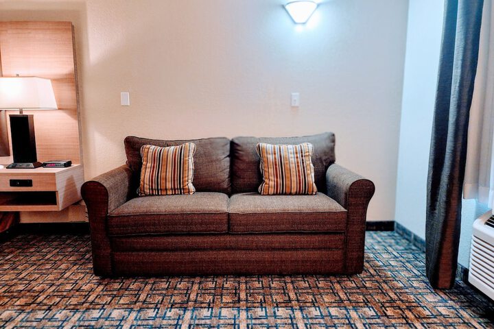 Room 26 of 35