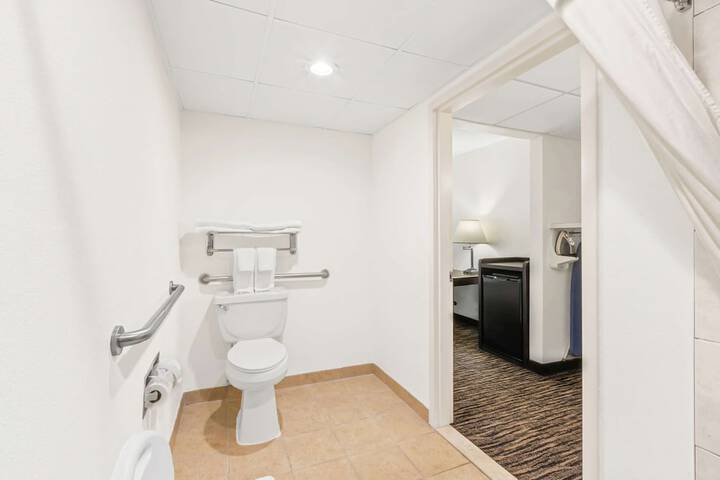 Best Western Hazlet Inn