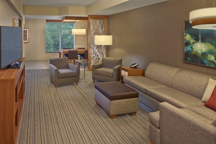 Room 12 of 21