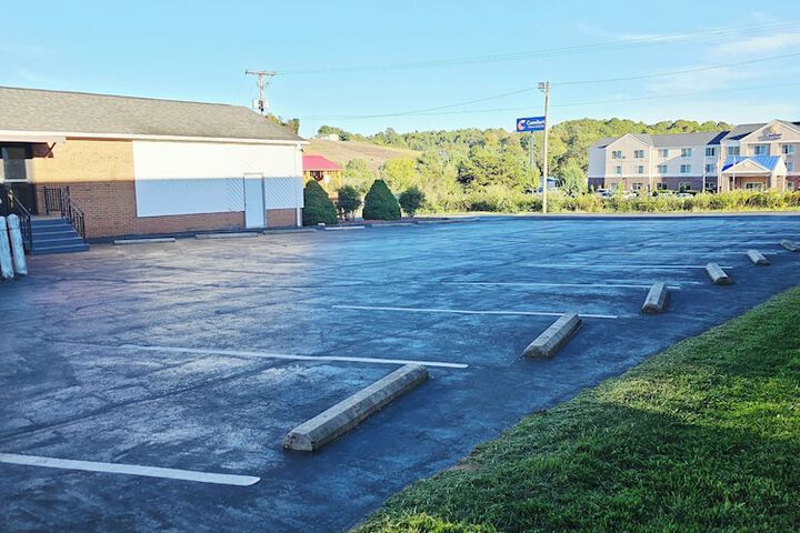 Super 8 by Wyndham Hillsville