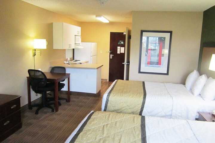 Studio 6 Suites Seattle Kent WA