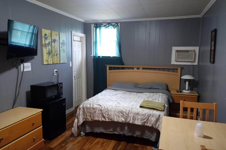 Room 19 of 19