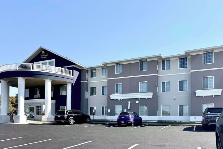 Hotel 3 of 109