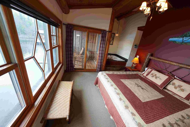 Room 119 of 241