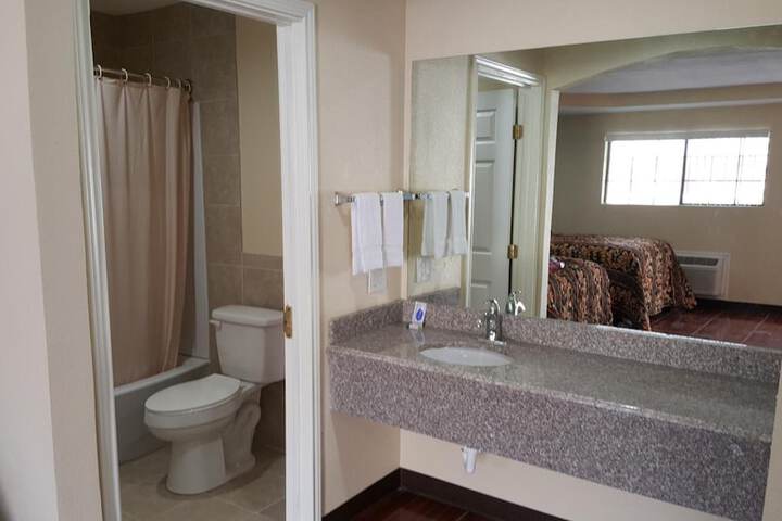Luxury Inn & RV Park