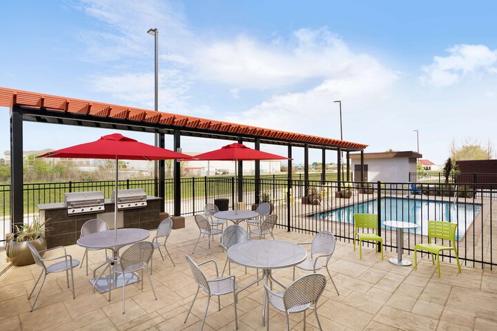 Pool 3 of 33