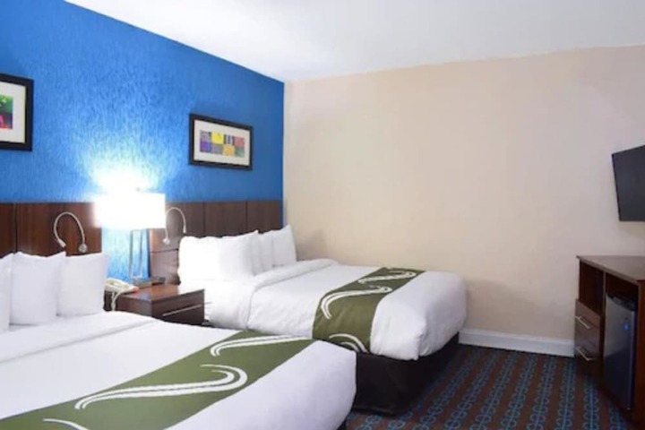 Quality Inn & Suites Middletown - Newport