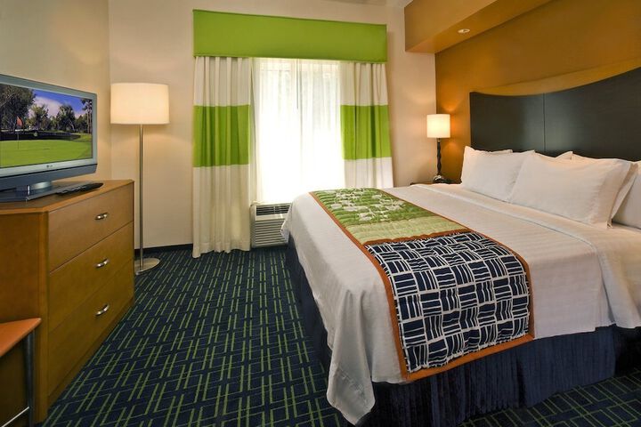 Room 20 of 34