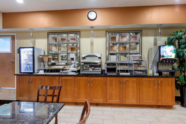 Best Western Plus Rockwall Inn & Suites