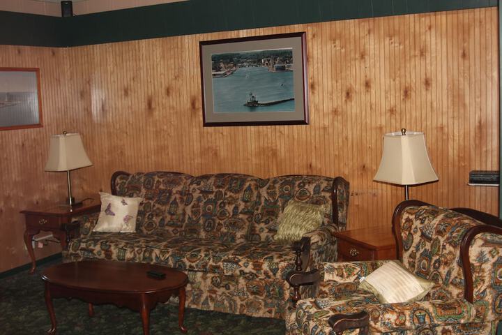 Room 84 of 98