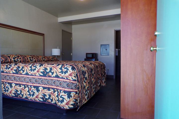 Room 46 of 90