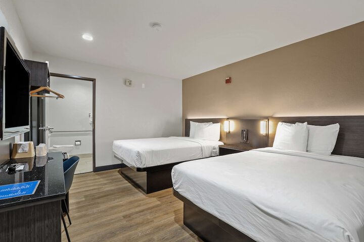 Room 19 of 23
