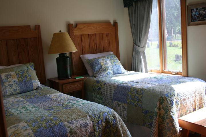 Room 37 of 47