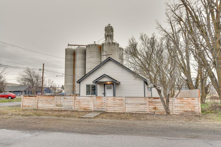 Goldendale Vacation Rental 13 Mi to Columbia River