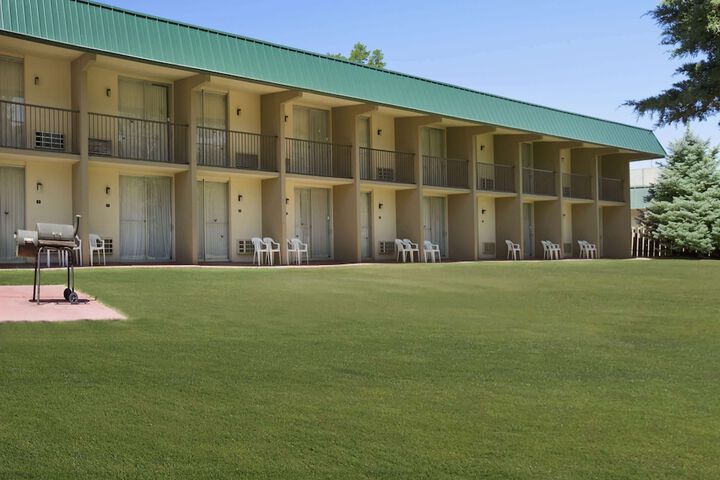Hotel 3 of 37
