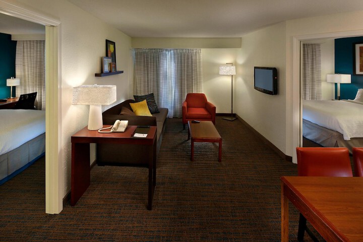 Room 15 of 20